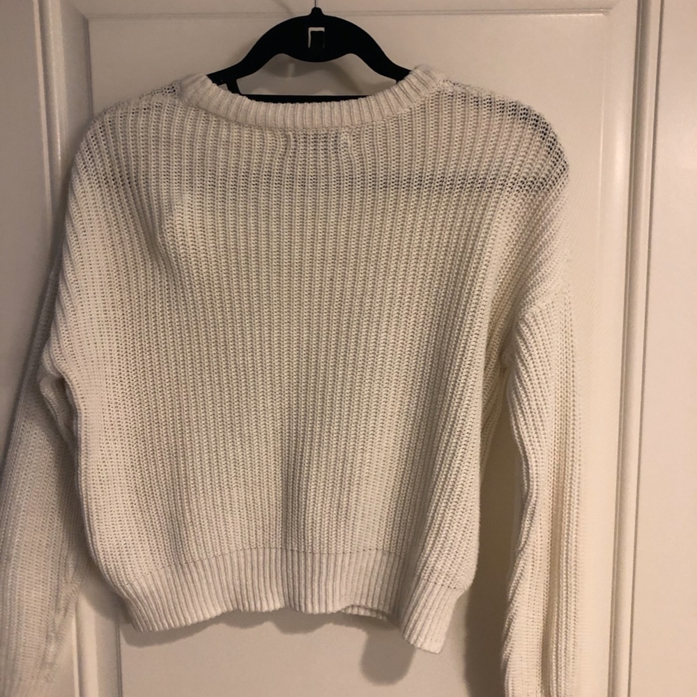 URBAN OUTFITTERS WHITE SWEATER - Picture 5 of 5